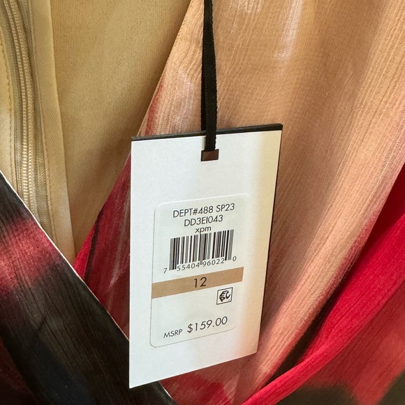 DKNY dress - size 12 - Picture 7 of 7